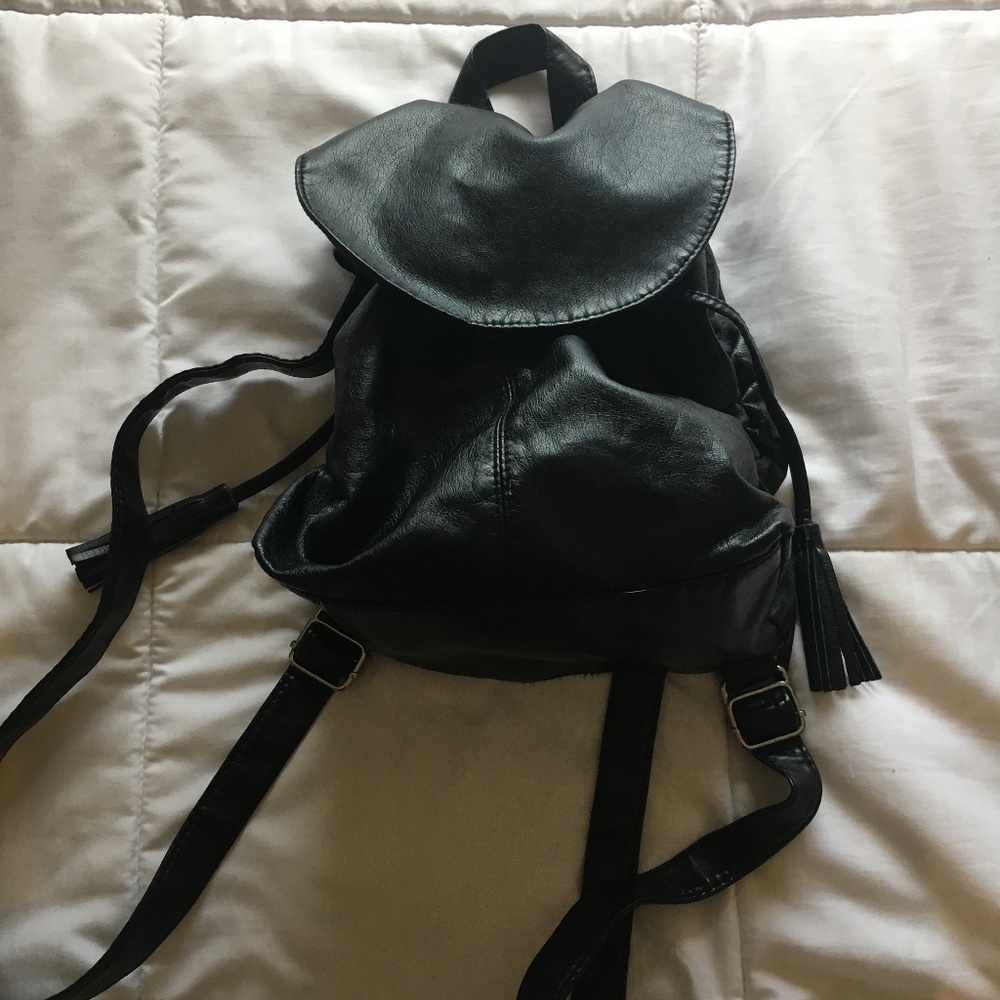 Claire's Small Black Backpack